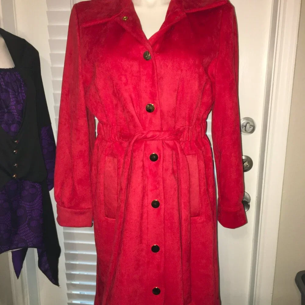 Alice Blue Red Jacket - Size Medium NWT  CL5